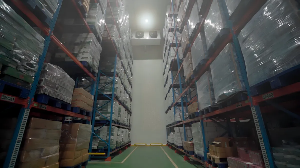 Manfaat Kapasitas Cold Room Besar untuk Pengelolaan Stok dalam Jumlah Tinggi file